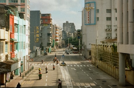 盾克金蚧片 在《神农本草经疏》中就曾提到肉苁蓉对通便的帮助：“白酒煮烂顿食